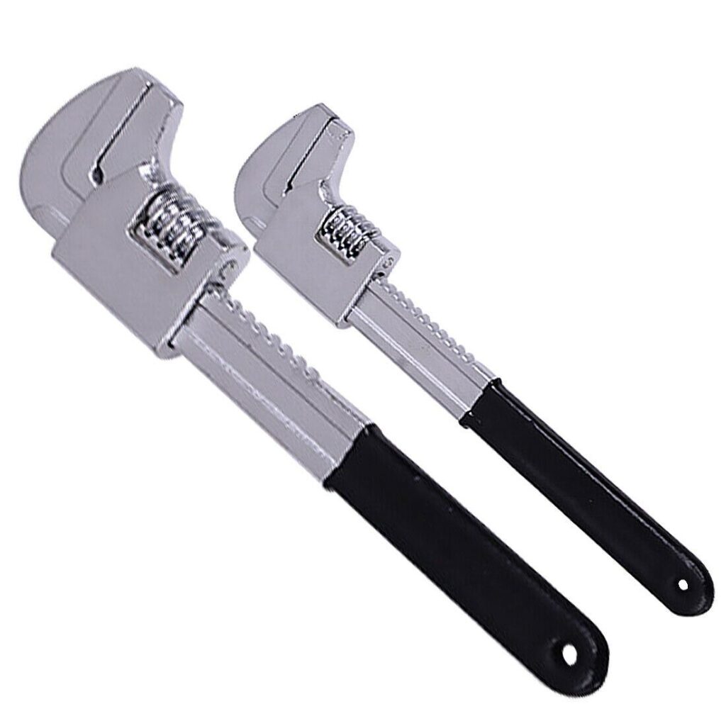 universal pipe wrench